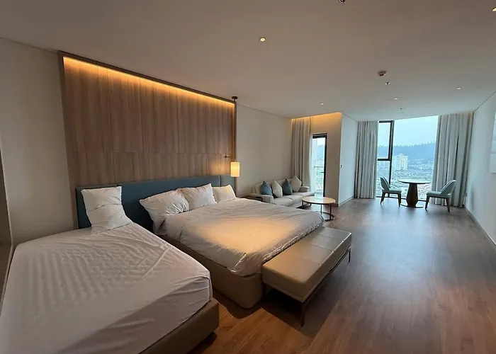 A La Carte Tien Travel * Hạ Long